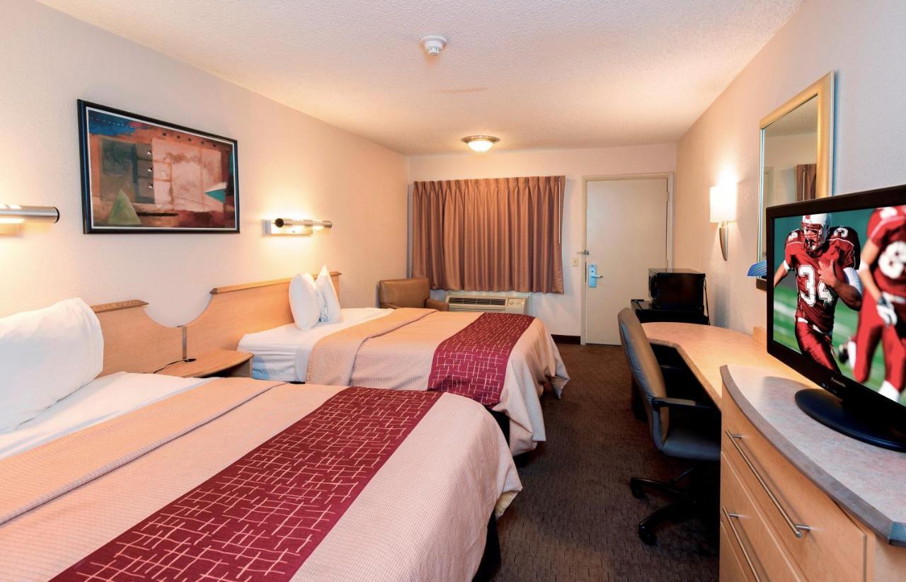 Red Roof Inn San Antonio Airport מראה חיצוני תמונה