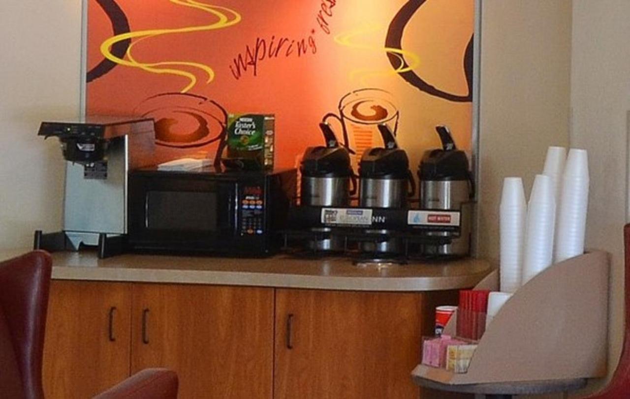 Red Roof Inn San Antonio Airport מראה חיצוני תמונה