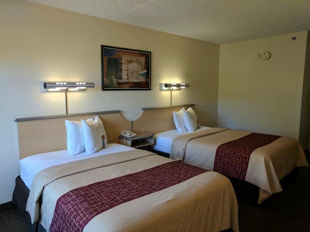 Red Roof Inn San Antonio Airport מראה חיצוני תמונה